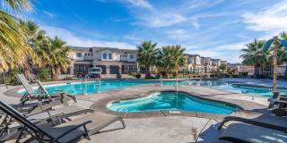 Flexible lease options! Spacious Townhome in Washington Gallery 26