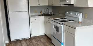 106 N Main St Apt A Gallery 1