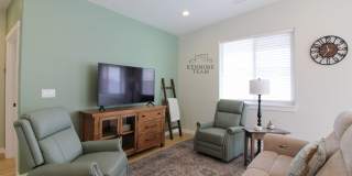 FURNISHED: 2 Bedroom, 2 Bath Home in West Richland Gallery 12