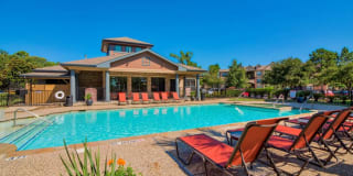 Lake Forest Gallery 13