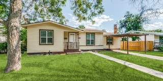 2-BEDROOM HOME IN WILSHIRE VILLAGE Gallery 3