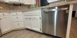 Resort style living - 2 Bd/2Ba 1,100 SqFt Condo Gallery 6