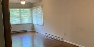 5 Bedroom 3 Bath House with 2 Car Garage Gallery 19