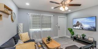 1051 SW 32nd Court Gallery 5
