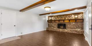 3 Bedroom | 2.5 Bathroom | 2 Car Garage | Springfield MO | Fenced Back Yard | 2 Living Areas | Quiet Neighborhood! Gallery 11