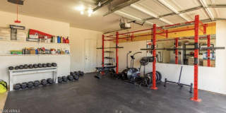 919 E LA JOLLA Drive Gallery 8