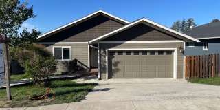 Beautiful 4 bedroom, 3 bathroom home in Palouse Gallery 1