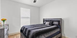 12370 W University Blvd Gallery 30