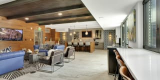 1044 Downing Gallery 7