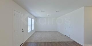 924 Sanford Lane Gallery 3