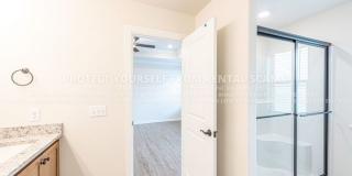 142 North Broyles Avenue Gallery 12