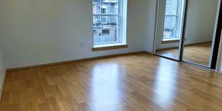 6000 N Brookline Ave Gallery 16