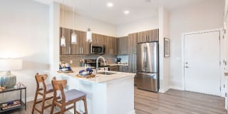 Overture Greenville Age 55+ Apartment Homes Gallery 39