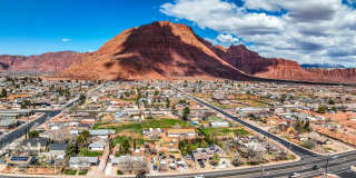 3 bed, 2 bath, office, 3 car garage. UTILITIES included Gallery 50