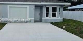 1407 Las Villas Blvd Gallery 1