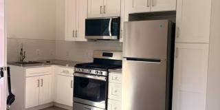 $500 Move-In Special! | Private Studio Home in Lake Balboa Gallery 3