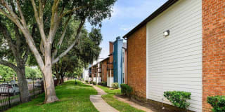 The Daphne Apartments Gallery 24