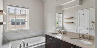 89 SOUTHGATE Avenue Gallery 18