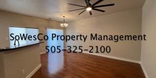 Gorgeous Townhome in Central Farmington with Three Bedroom Plus an Office Gallery 4