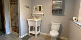 $300 Off 1st Months RENT!!! Spacious 3-Bedroom Home with Large Fenced Yard + RV Parking in The Dalles Gallery 14
