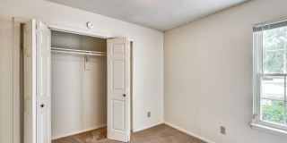 Southgate Manor Gallery 13