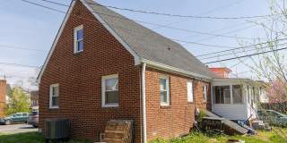 12 W 5TH Street Gallery 30