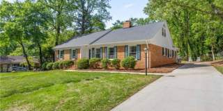 5 bedroom updated home in Friendly Center area 5 bedroom updated home in Friendly Center area Gallery 1
