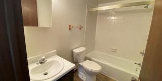 2 Bedroom 1 Bath Gallery 9