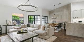13504 Fountain View Boulevard Gallery 3