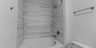 The Maxwell at Highland Creek Gallery 27