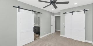 2509 E. Broadway Rd #4 Phoenix, AZ 85040 Gallery 22
