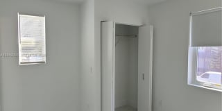 1646 NW 1st Pl Gallery 8