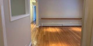 527 W Eastman Street Gallery 6