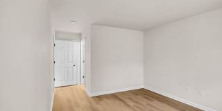 Minutes to Downtown********** Rent $1525/month*********Peaceful Living Gallery 26