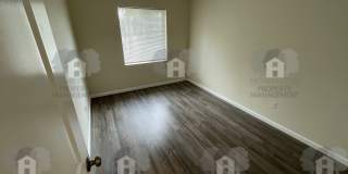 Welcome home! Outstanding Salem location! Gallery 19