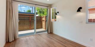 1405 N Coronado St Gallery 21