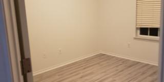 1121 Dixon Circle Gallery 24