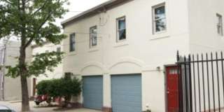 WONDERFUL 2 BEDROOM 1.5 BATH TOWNHOUSE W/ 1-CAR GARAGE! Gallery 1