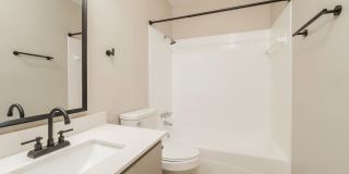 Hunter's Glen Apartments Gallery 17
