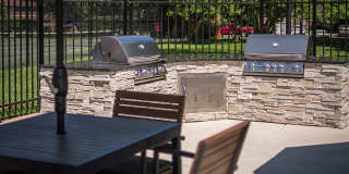 Woodbridge Gallery 33