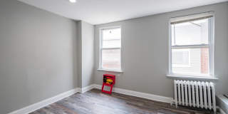 50 E TULPEHOCKEN Street Gallery 16