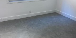 10070 E Bay Harbor Dr Gallery 7