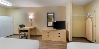 Bakersfield - California Avenue Gallery 18