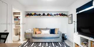 245 Michigan Ave Gallery 18