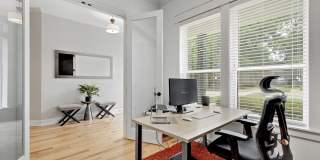 North Loop Area Gem!!! Gallery 17