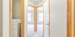 2 Bedroom 2 Bathroom Town House - Interior Unit Gallery 28