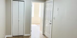 712 Lennox Str - 2 Gallery 10