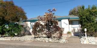 Renovated downtown home with 1 car garage! Gallery 1