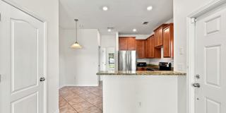Spacious 4-Bedroom Townhome in Gated Meadow Pointe Gallery 8