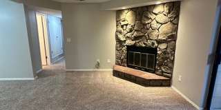 Spacious 2bed/2bath Apartment in unit W/D! Gallery 3